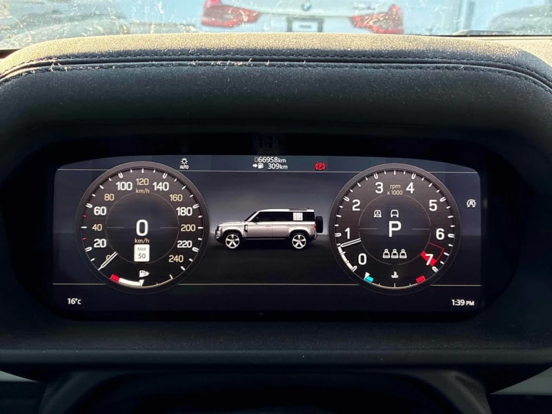 Land Rover Defender * SE * CARFAX * БЕЗ ПЪРВОНАЧАЛНА ВНОСКА, снимка 8 - Автомобили и джипове - 53231302