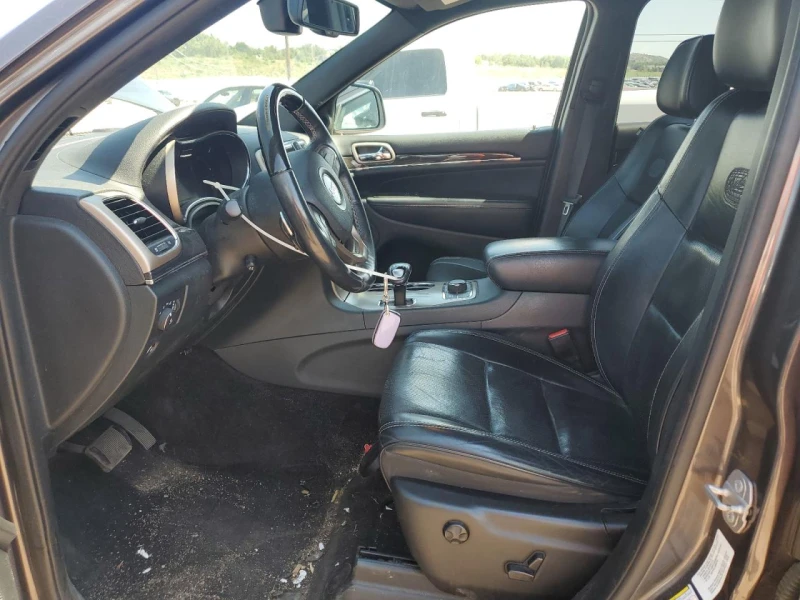 Jeep Grand cherokee 3.6l Overland, снимка 7 - Автомобили и джипове - 53276539