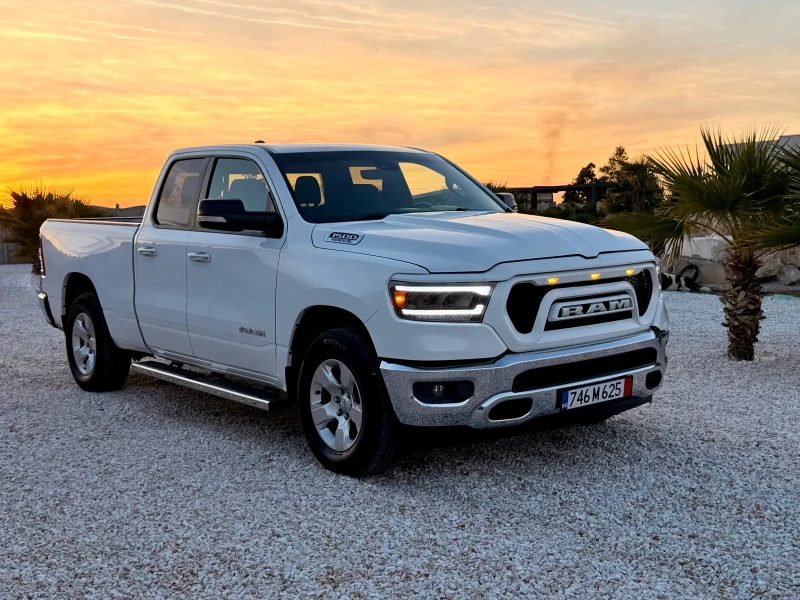 Dodge RAM 1500 5, 7 HEMI 4x4, снимка 3 - Автомобили и джипове - 53294811