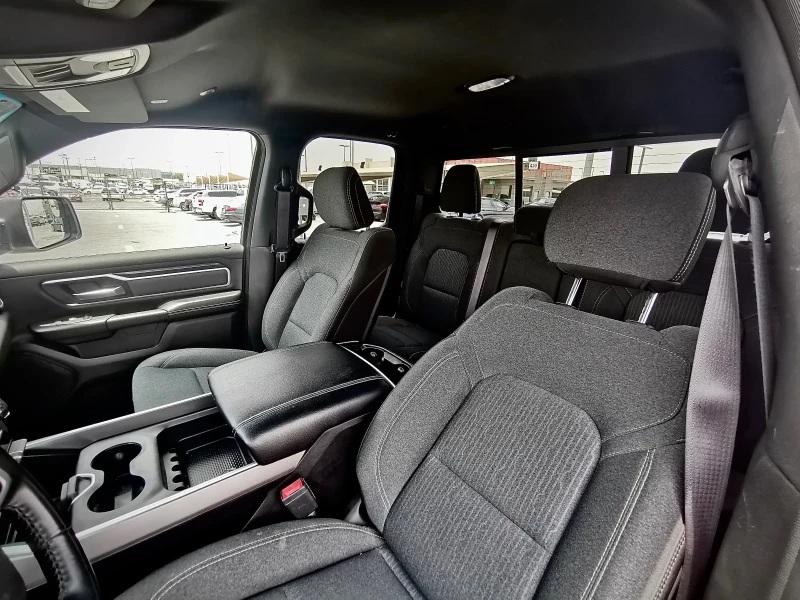 Dodge RAM 1500 5, 7 HEMI 4x4, снимка 10 - Автомобили и джипове - 53294811