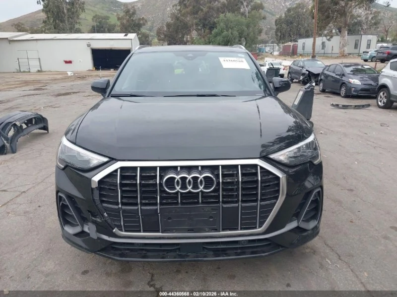 Audi Q3 2.0L I-4 DI, DOHC, VVT, TURBO, 228HP All Wheel, снимка 5 - Автомобили и джипове - 53501025