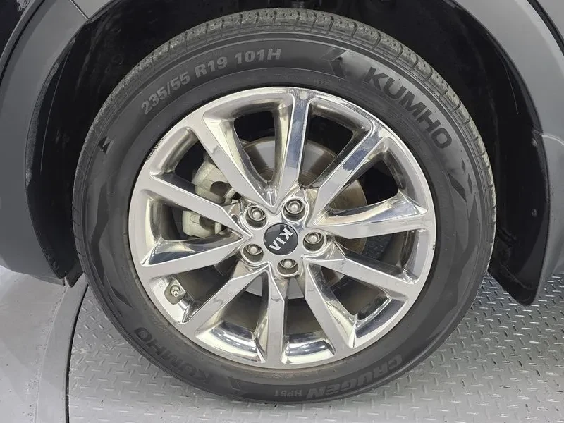 Kia Sorento 2.2 CRDI 4WD - САМО 30% АВАНС, снимка 5 - Автомобили и джипове - 55899787