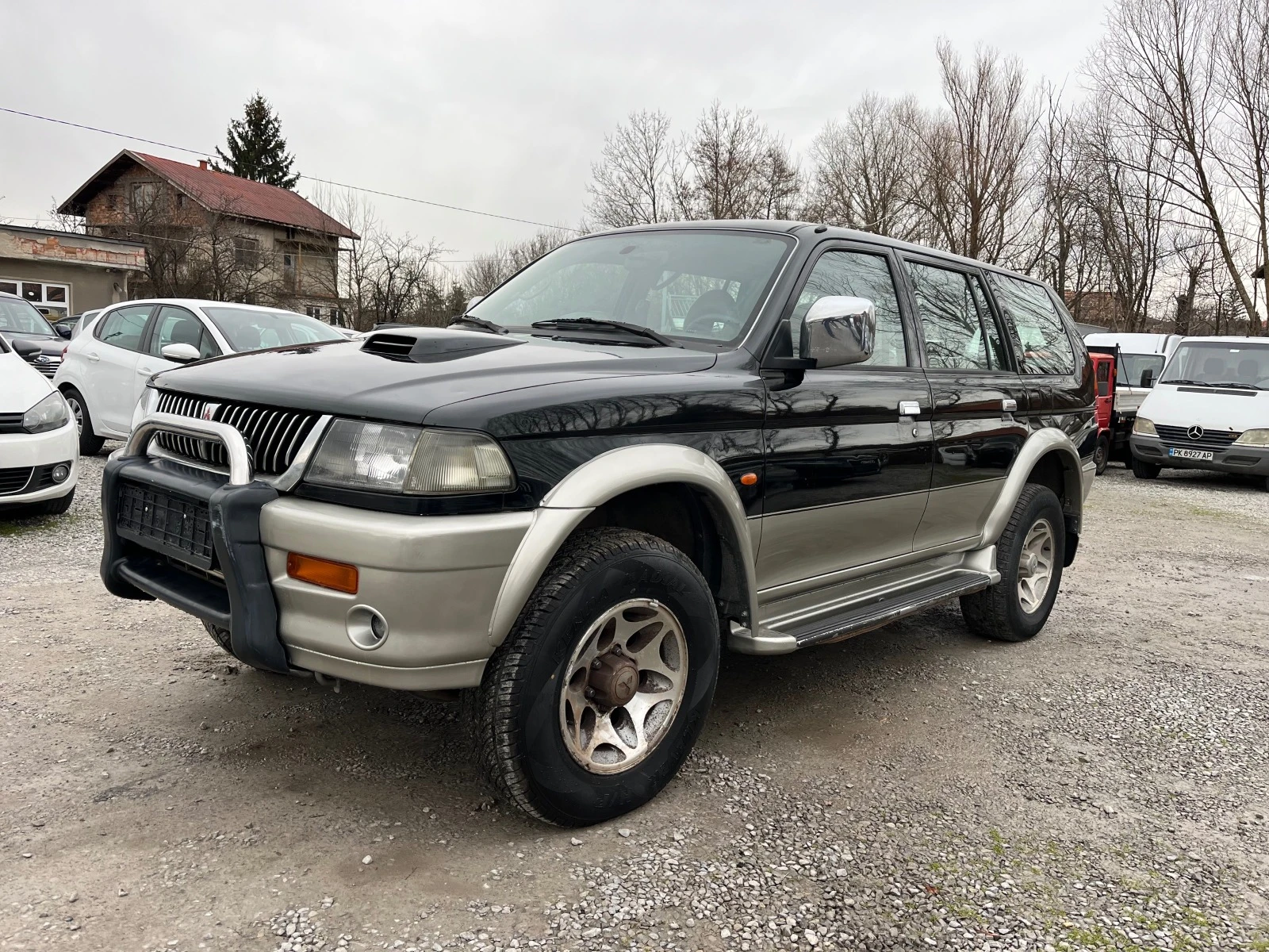 Mitsubishi Pajero sport 2.5TDI - [1] 