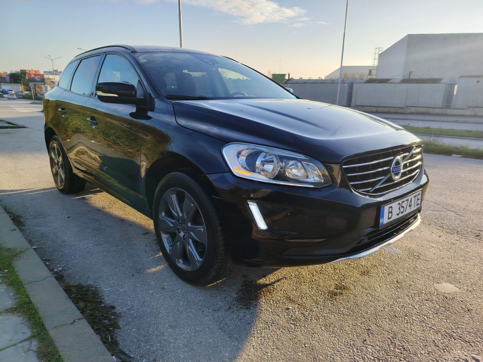 Volvo XC60 2.0 d4 181k.s E6 b | Mobile.bg � ����������� 11