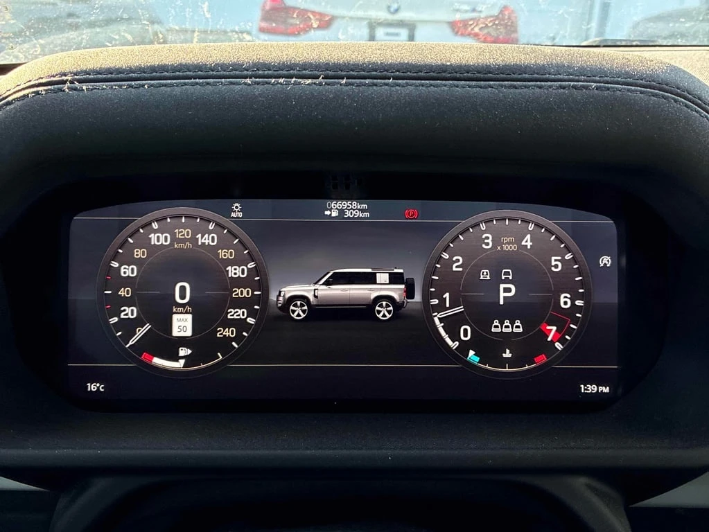 Land Rover Defender * SE * CARFAX * БЕЗ ПЪРВОНАЧАЛНА ВНОСКА - изображение 8