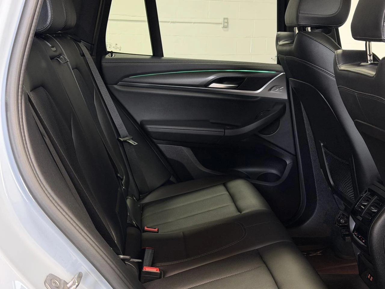 BMW X3 30i / M-PKG / PANO / 360 / FACE / AMBIENT, снимка 16 - Автомобили и джипове - 53787808