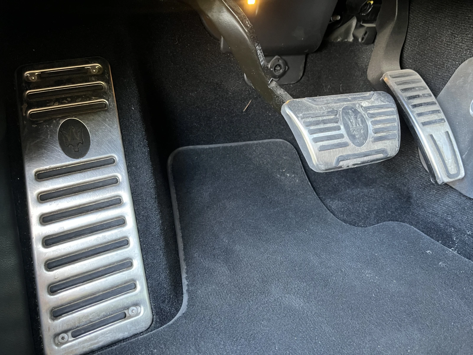 Maserati Levante, снимка 12 - Автомобили и джипове - 53877701