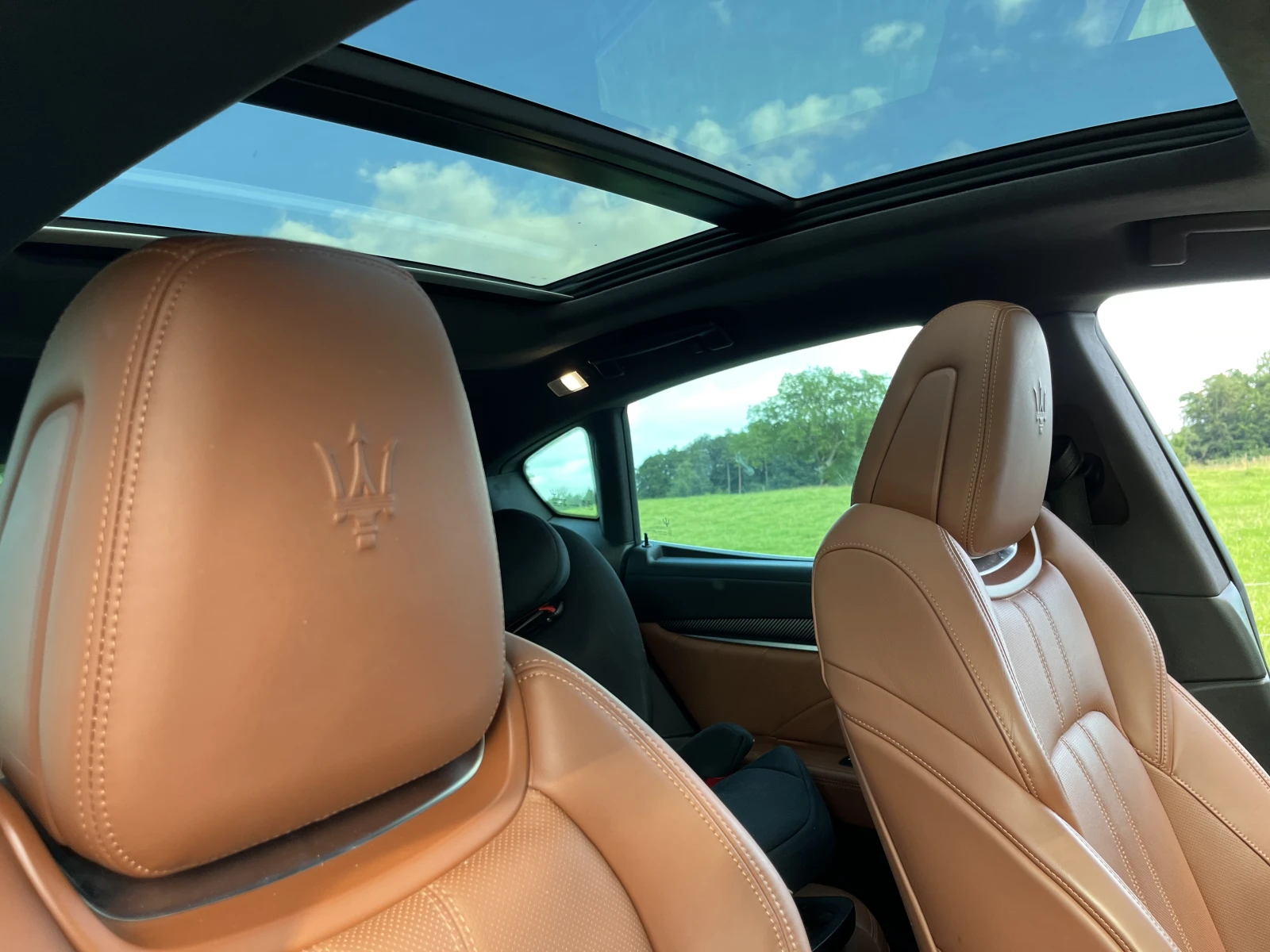 Maserati Levante, снимка 2 - Автомобили и джипове - 53877701