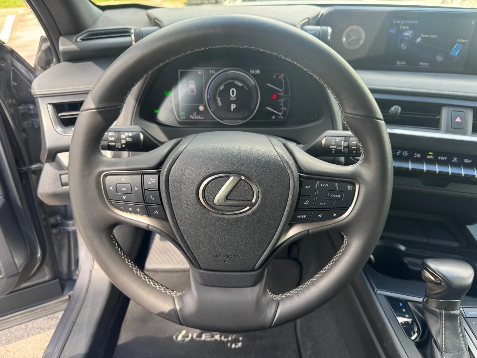 Lexus UX 250h 76000км. История!, снимка 14 - Автомобили и джипове - 54078758