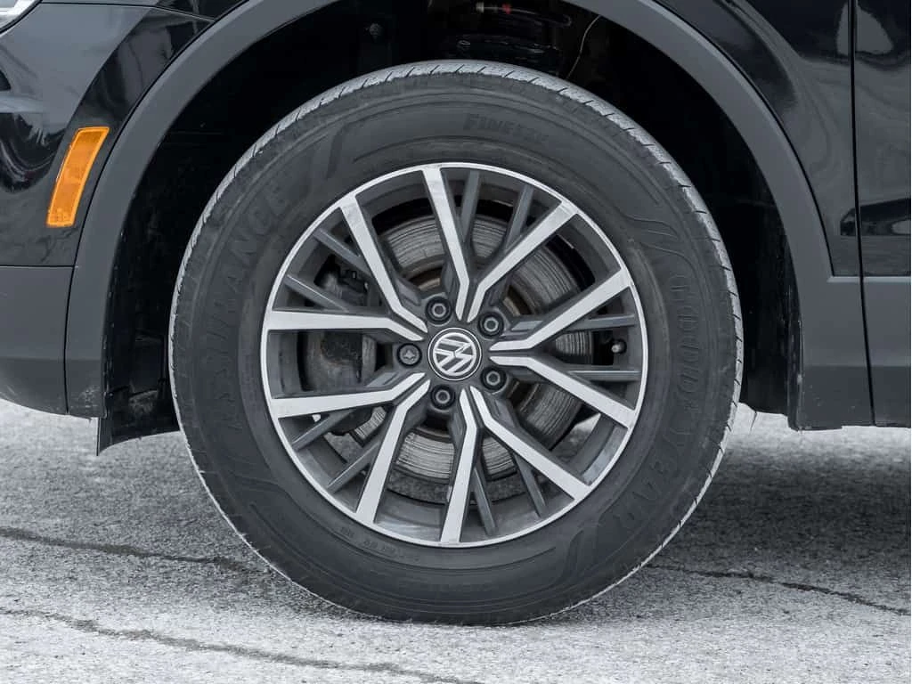 VW Tiguan 4MOTION| PANORAMA| ПОДГРЕВИ| OT ПРЕДСТАВИТЕЛСТВО , снимка 4 - Автомобили и джипове - 54149109