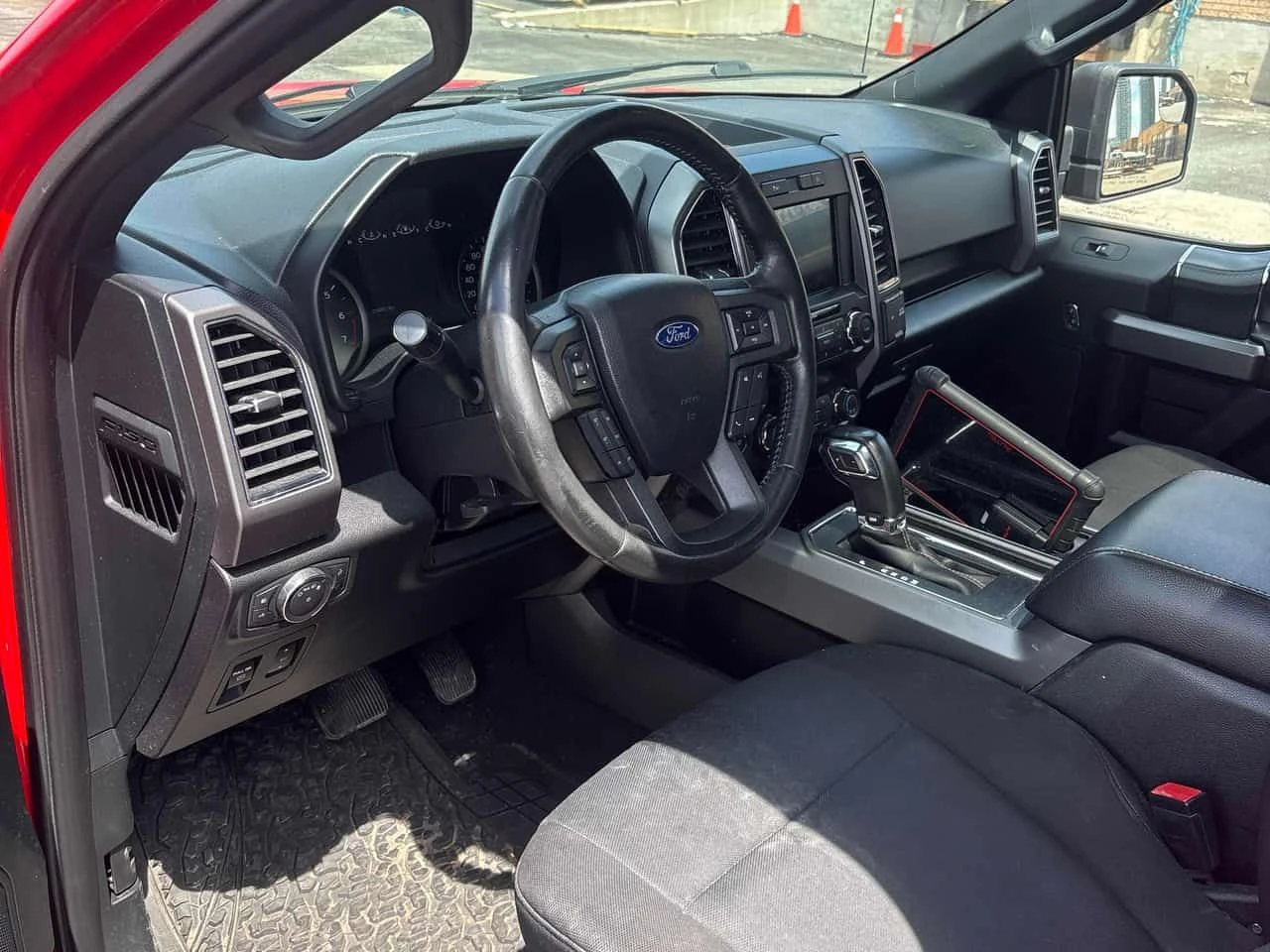 Ford F150 * 4WD SuperCrew 5.5' Box * CARFAX * ПОДГРЕВ, снимка 5 - Автомобили и джипове - 54641372