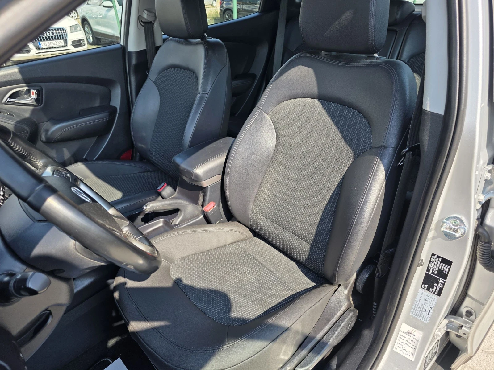 Hyundai IX35 1.7CRDi Лизинг, снимка 11 - Автомобили и джипове - 55007685