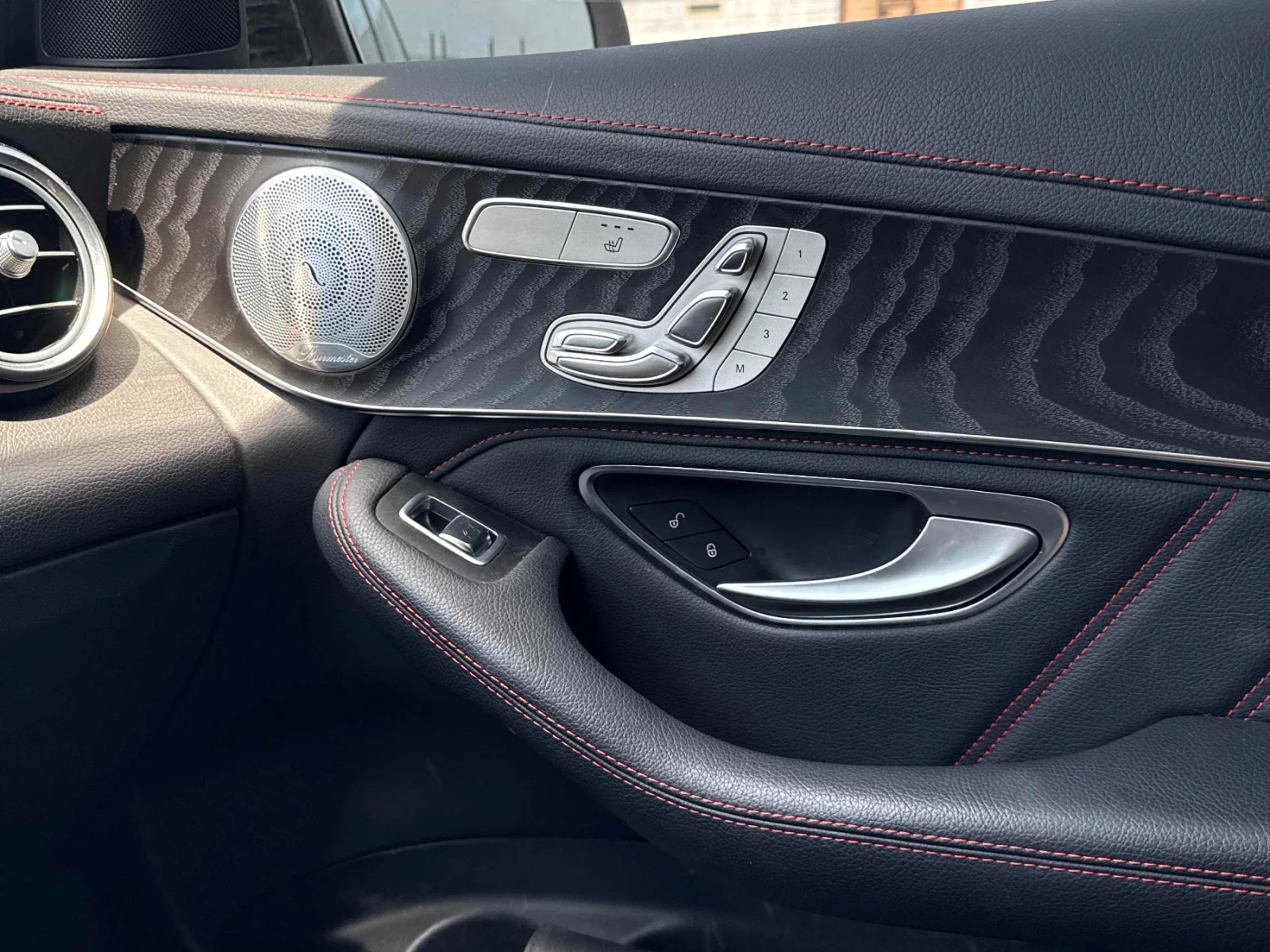 Mercedes-Benz GLC 43 AMG Burmester* Въздушно* 360* 61к км, снимка 9 - Автомобили и джипове - 55345891