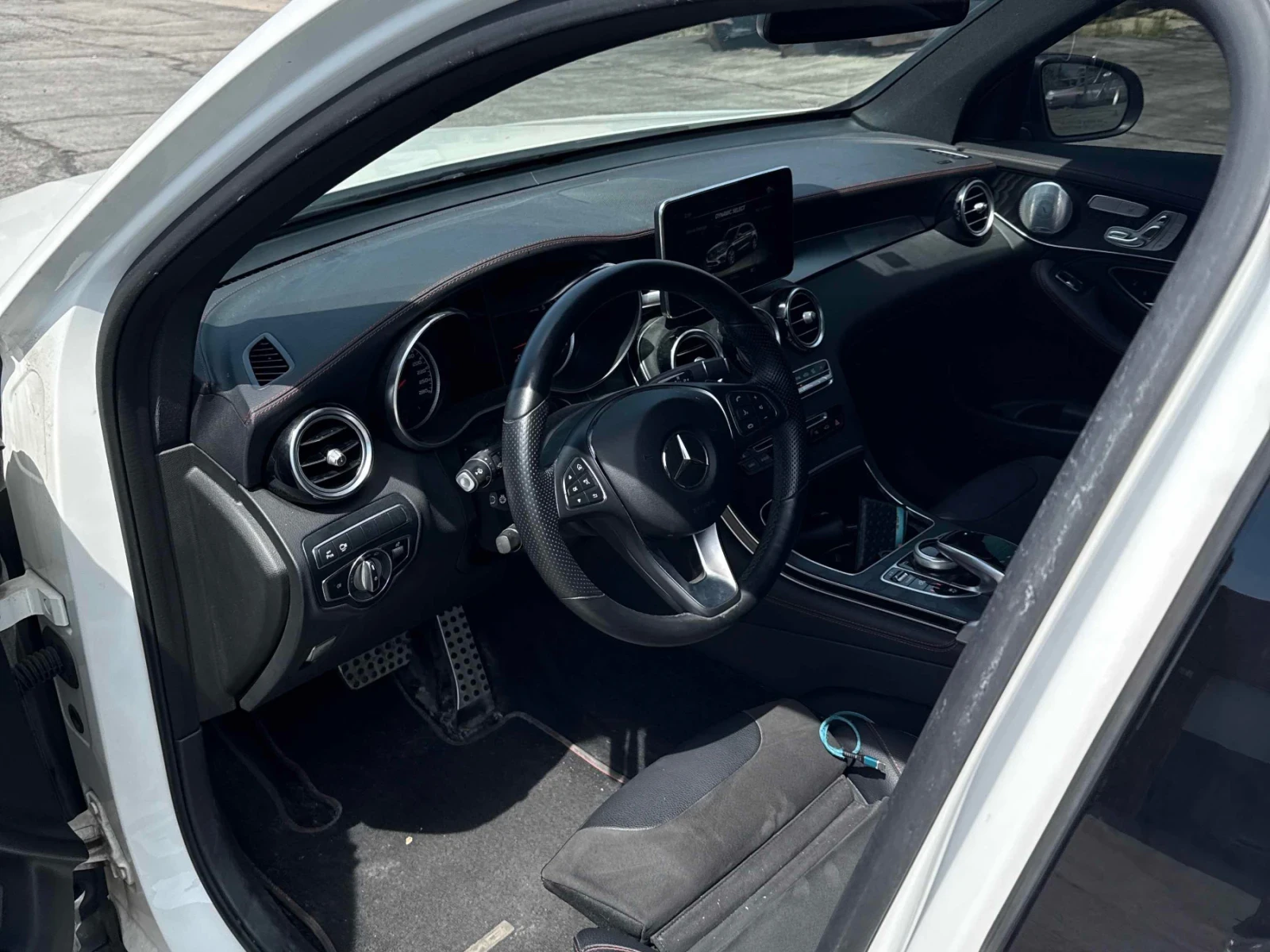 Mercedes-Benz GLC 43 AMG Burmester* Въздушно* 360* 61к км, снимка 7 - Автомобили и джипове - 55345891