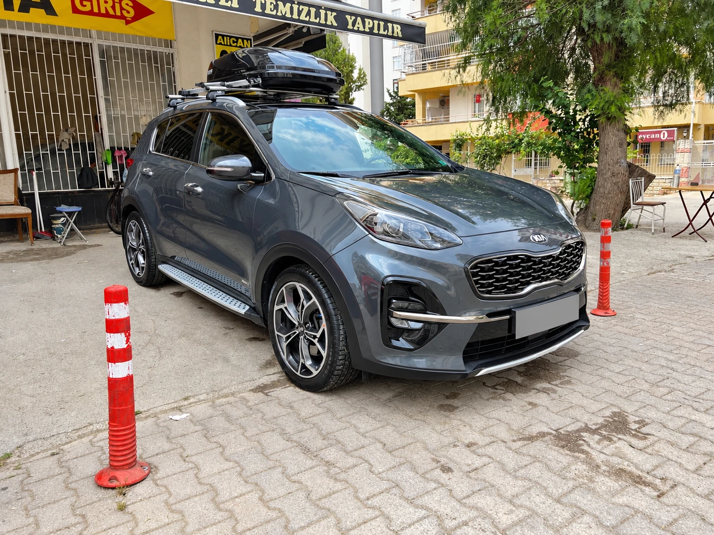 Kia Sportage GTLine Full 2.0CRDi 200к.с. AWD | Официален сервиз