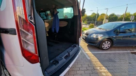 Ford Tourneo CUSTOM 8, снимка 10