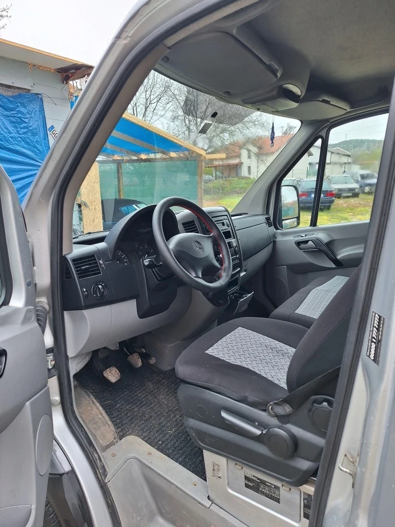 Mercedes-Benz Sprinter 211, снимка 8 - Бусове и автобуси - 54303760