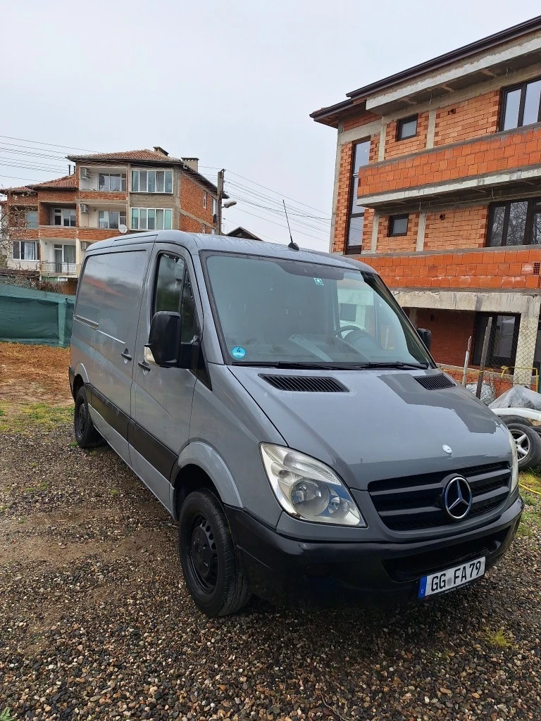 Mercedes-Benz Sprinter 211