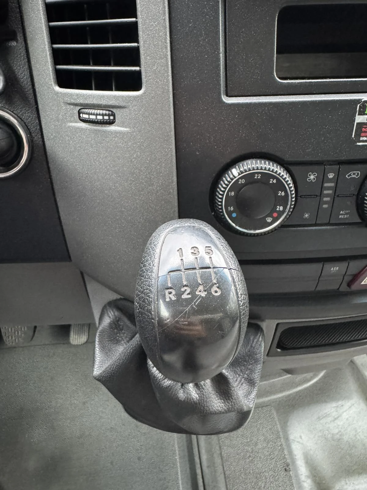 VW Crafter 2, 5  136..   | Mobile.bg   11