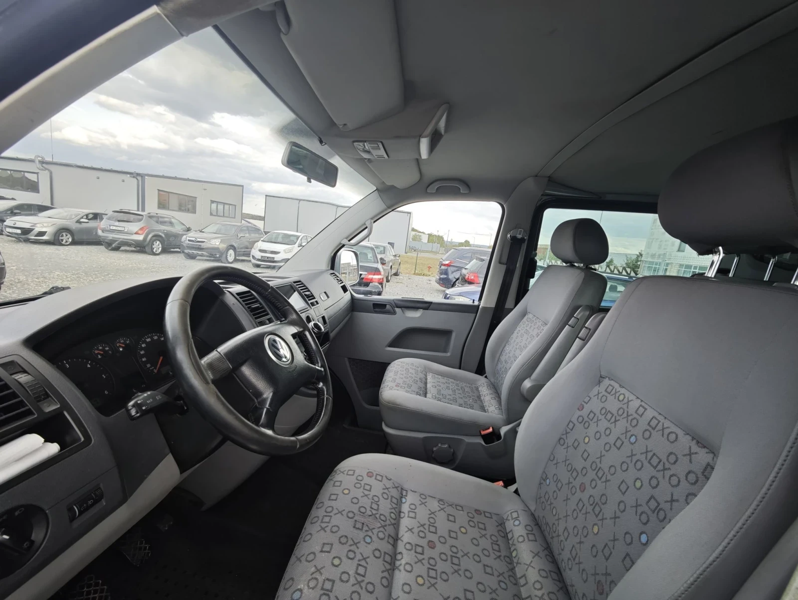 VW T5 Vw T5, снимка 9 - Бусове и автобуси - 56104368