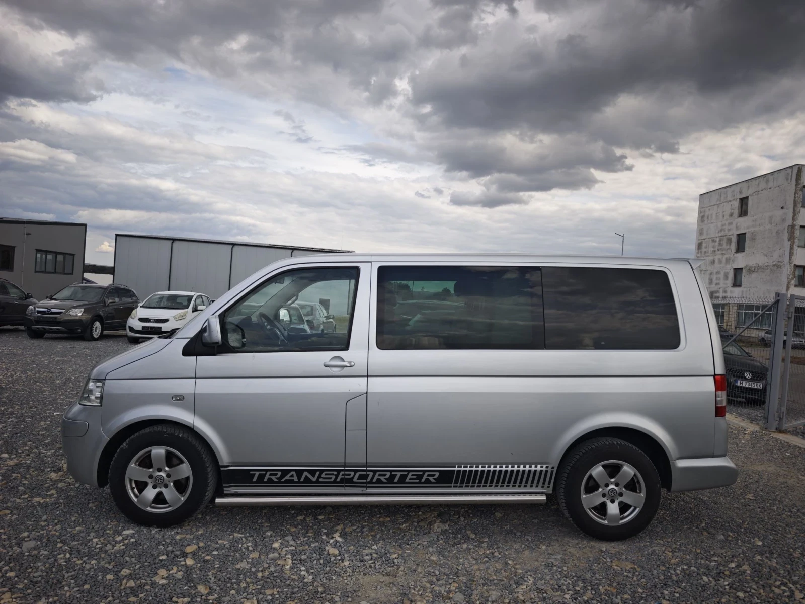 VW T5 Vw T5, снимка 8 - Бусове и автобуси - 56104368