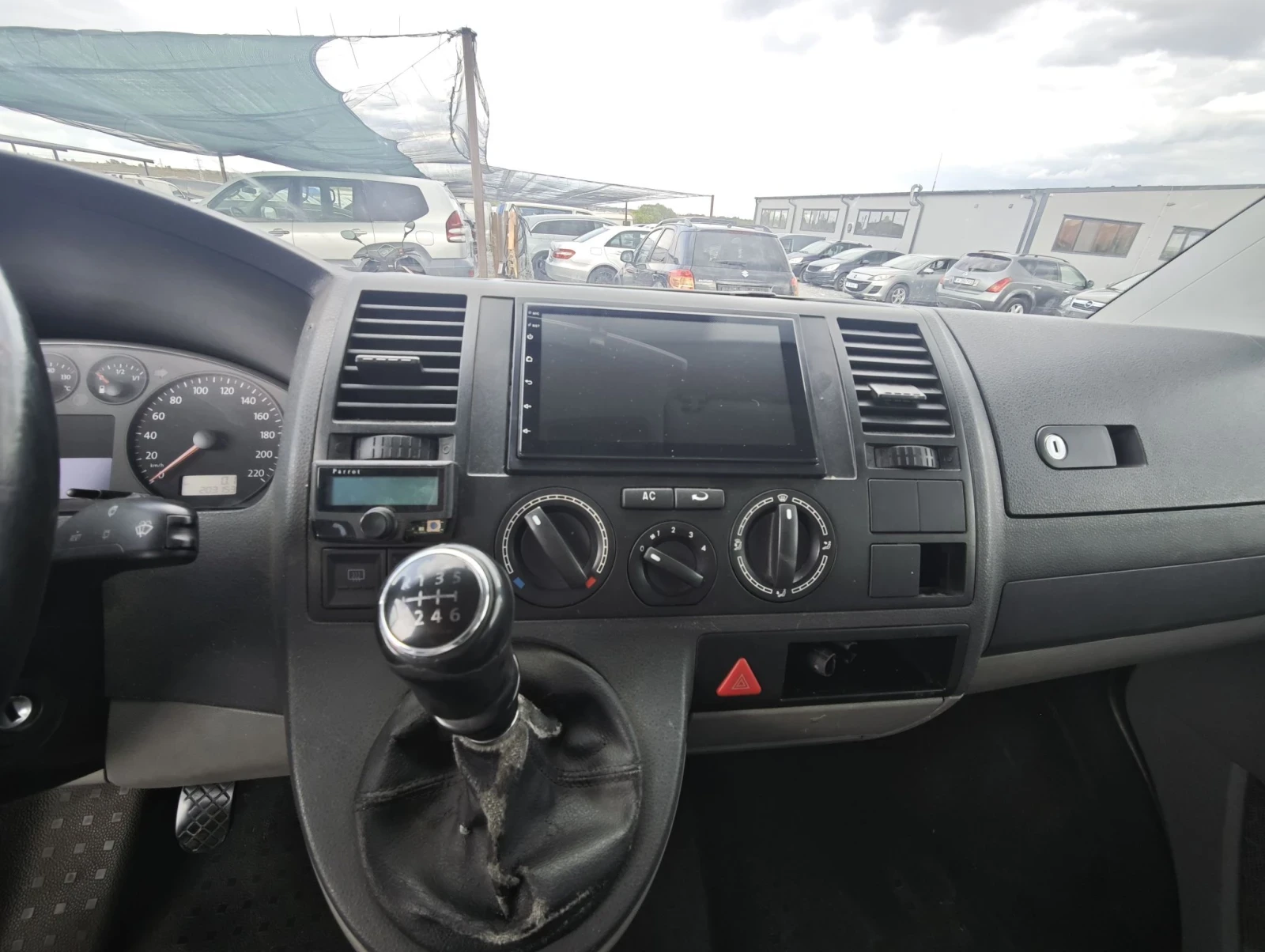 VW T5 Vw T5, снимка 12 - Бусове и автобуси - 56104368