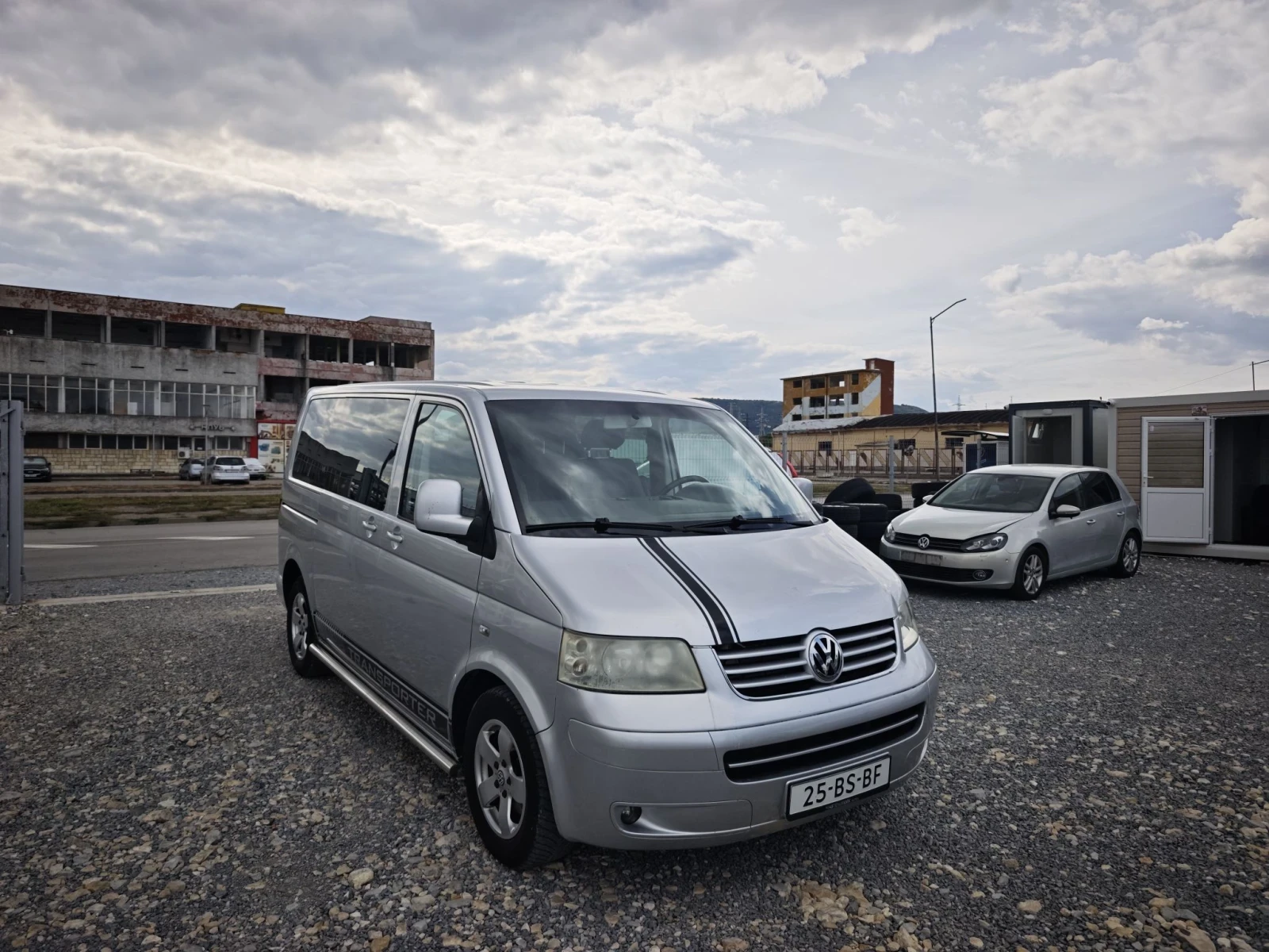 VW T5 Vw T5, снимка 3 - Бусове и автобуси - 56104368
