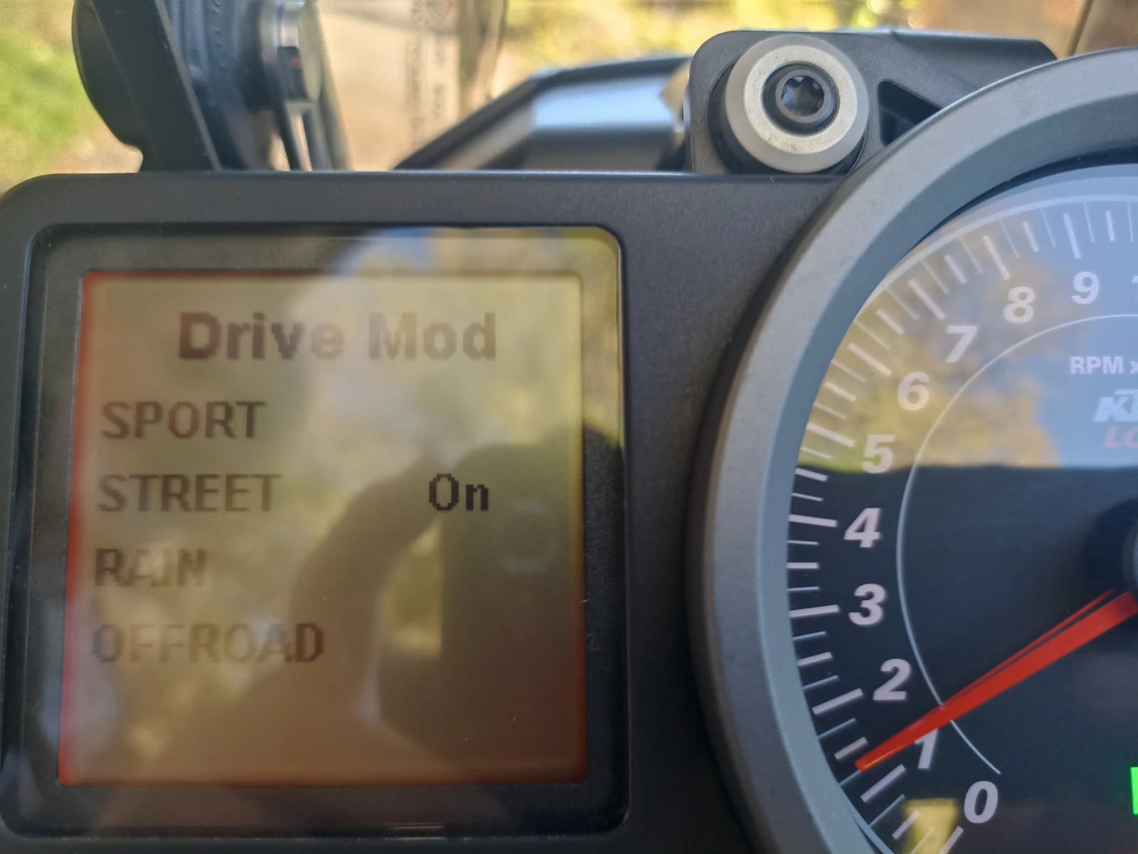 Ktm Adventure 1090R - изображение 6