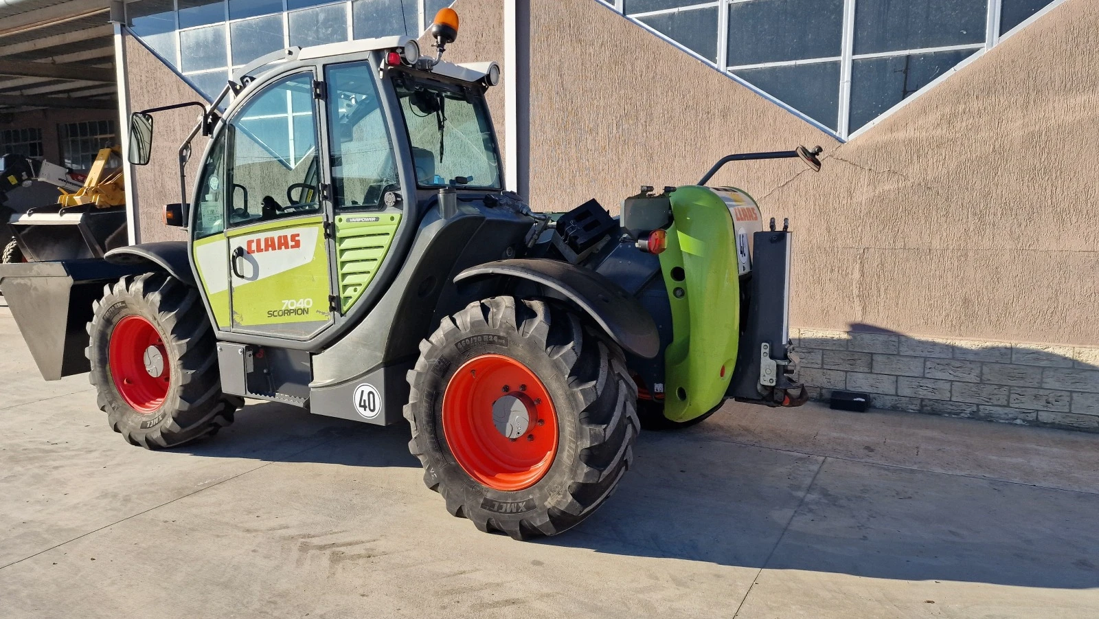 Телескопичен товарач Claas SCORPION 7040 VARIOPOWER - изображение 6