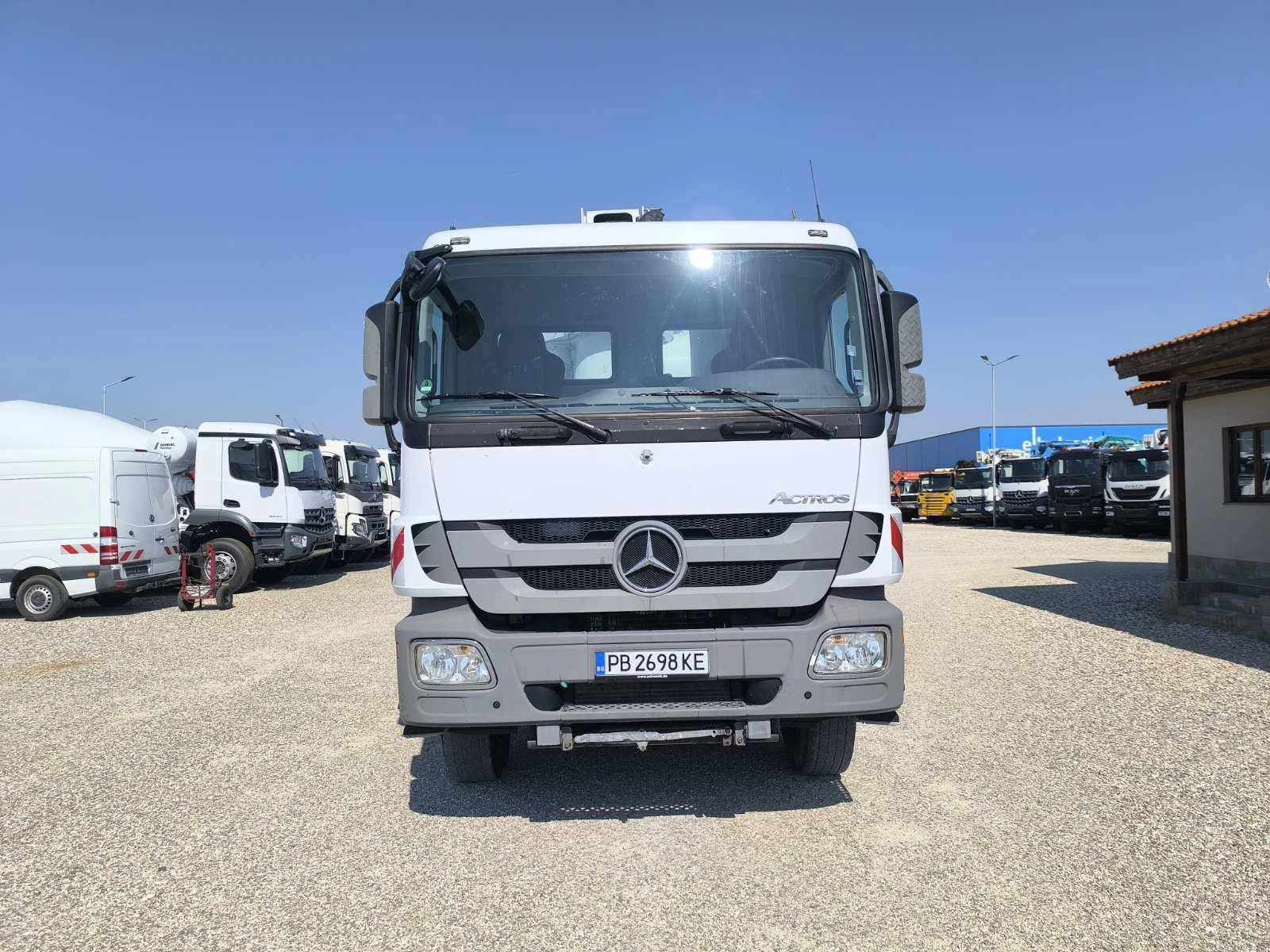 Бетон помпа Mercedes-Benz ACTROS 3241 CIFA MAGNUM MK28.4L - изображение 2