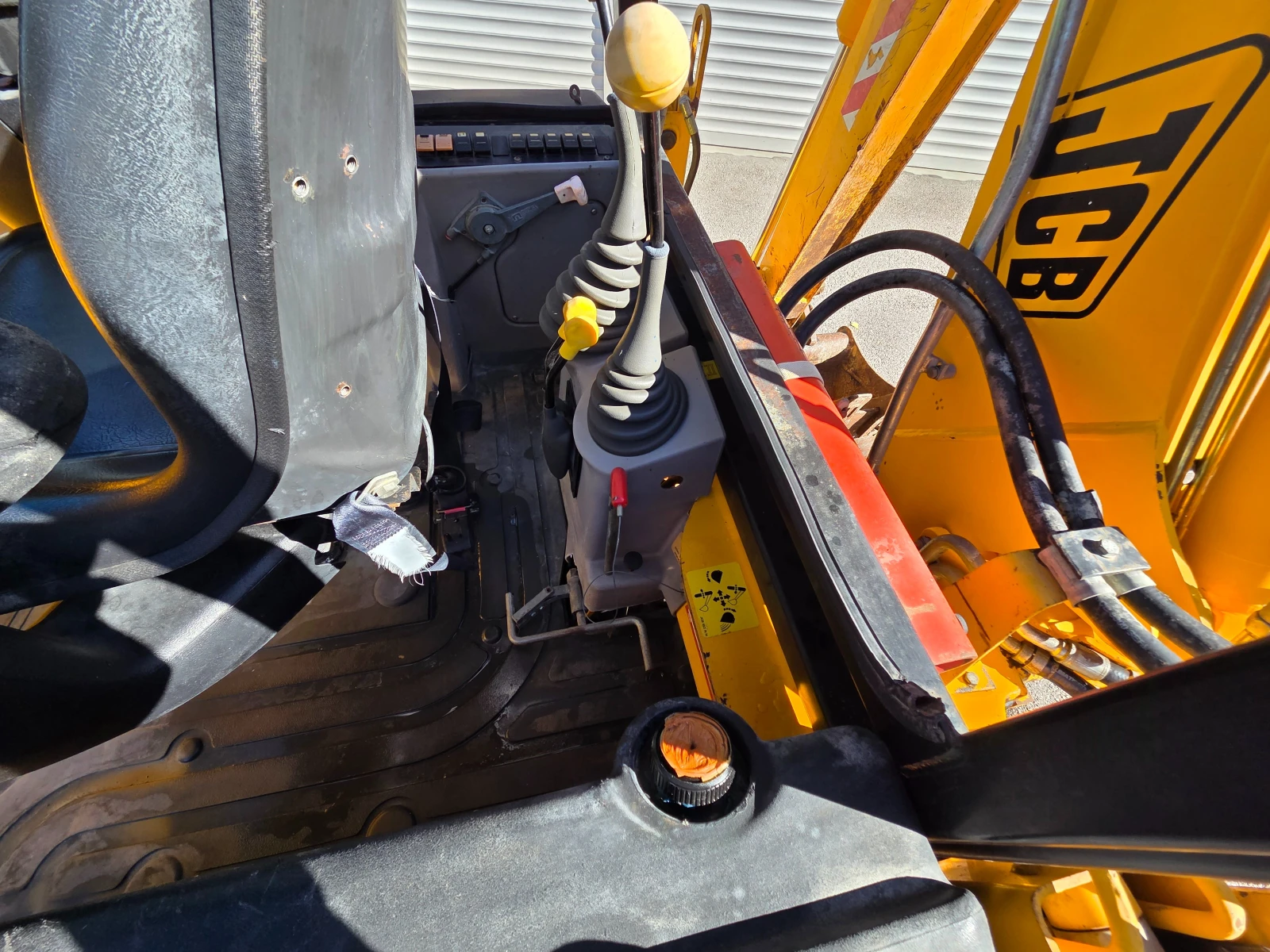 Багер JCB 1-CX 1300часа.-УНИКАТ, снимка 13 - Индустриална техника - 56335835