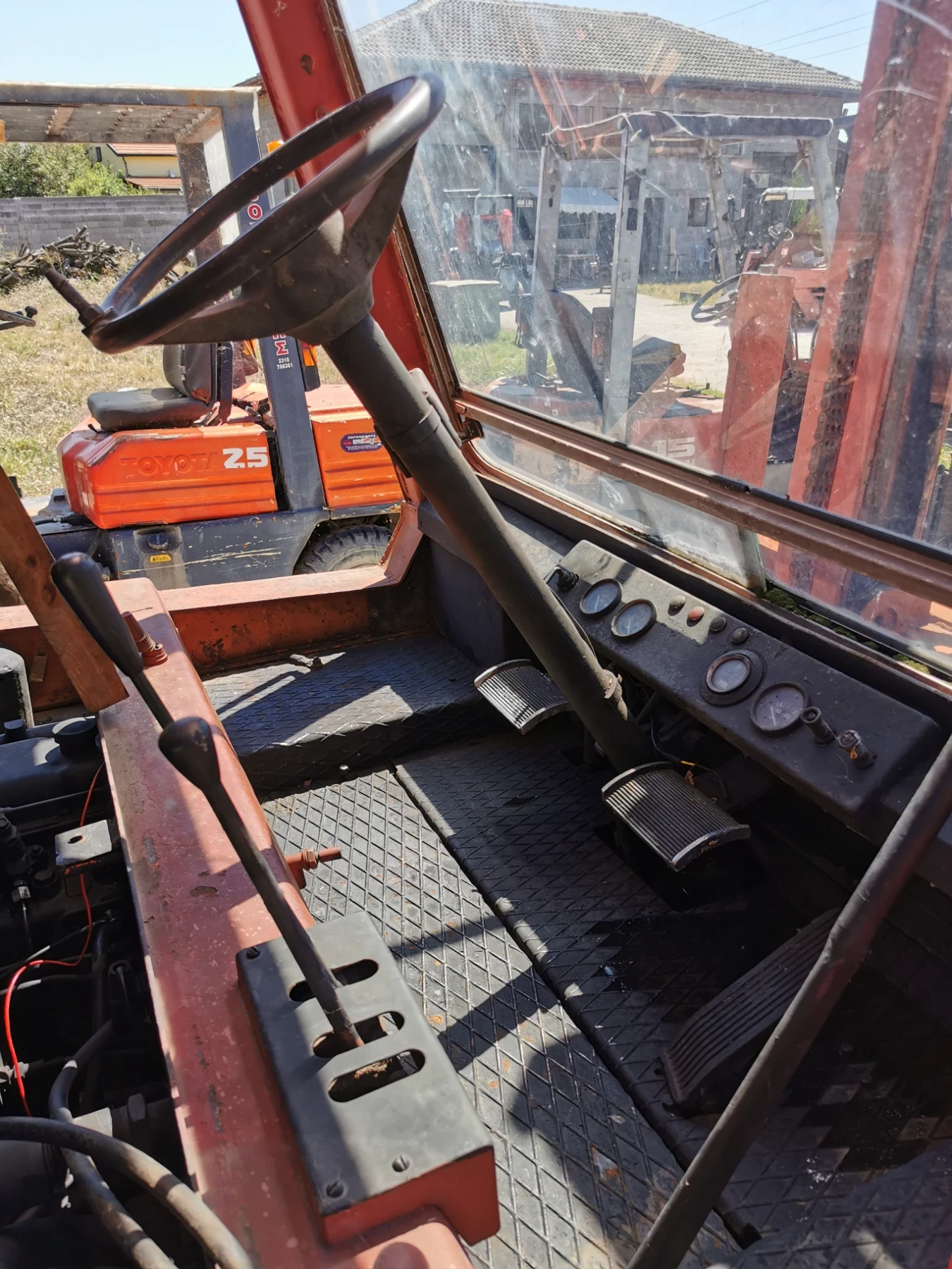  BT  3 - 6, 3  | Mobile.bg   9