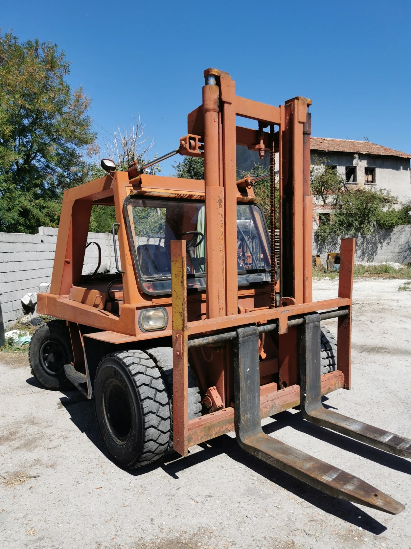  BT  3 - 6, 3  | Mobile.bg   5