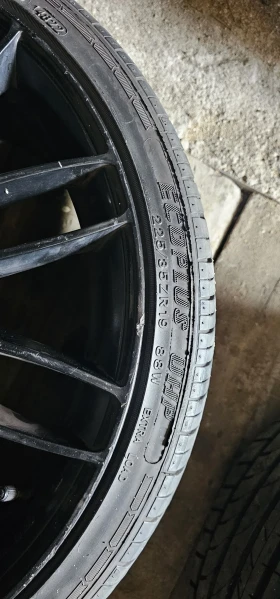 ����� �� �������� �� ���� � ������ 225/35R19 �� BMW