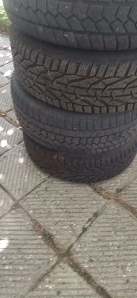 ����� �� �������� �� ���� � ������ 205/55R16 �� Mazda