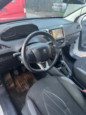 Peugeot 208, снимка 5