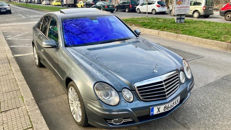 Mercedes-Benz E 280 3.0 EVO Avantgarde, снимка 2 - Автомобили и джипове - 38034405