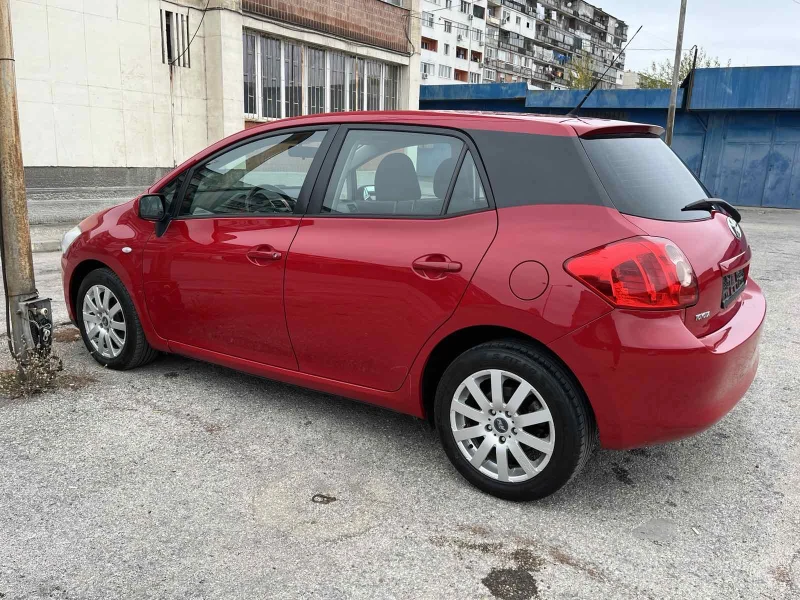 Toyota Auris 1.33 Dual-VVT-i, снимка 5 - Автомобили и джипове - 47427274