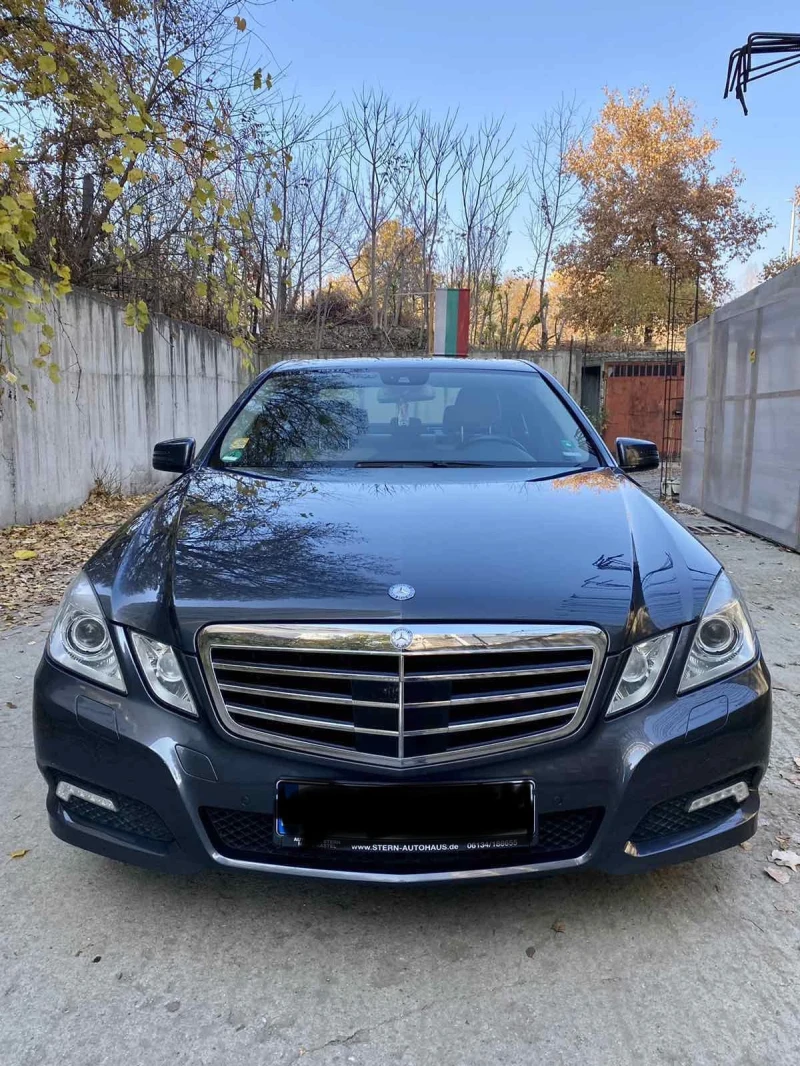 Mercedes-Benz E 350, снимка 1 - Автомобили и джипове - 47995052