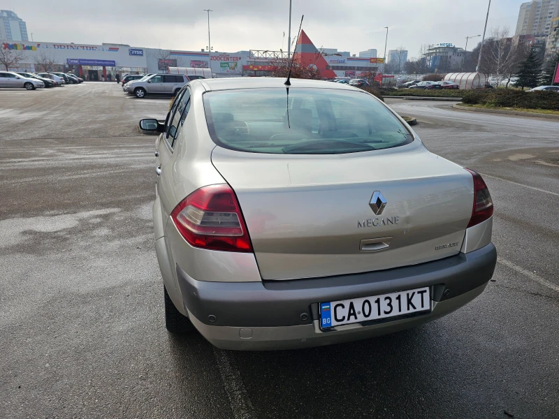 Renault Megane, снимка 7 - Автомобили и джипове - 48825085