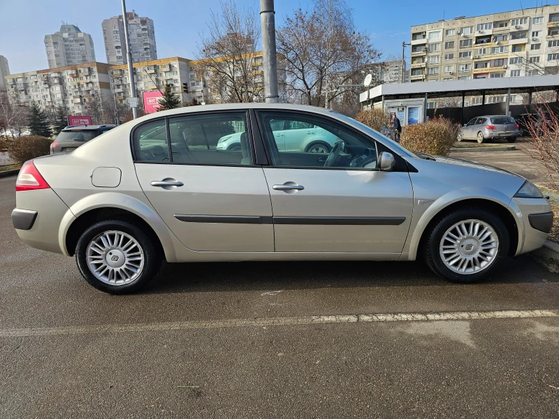 Renault Megane, снимка 2 - Автомобили и джипове - 48825085