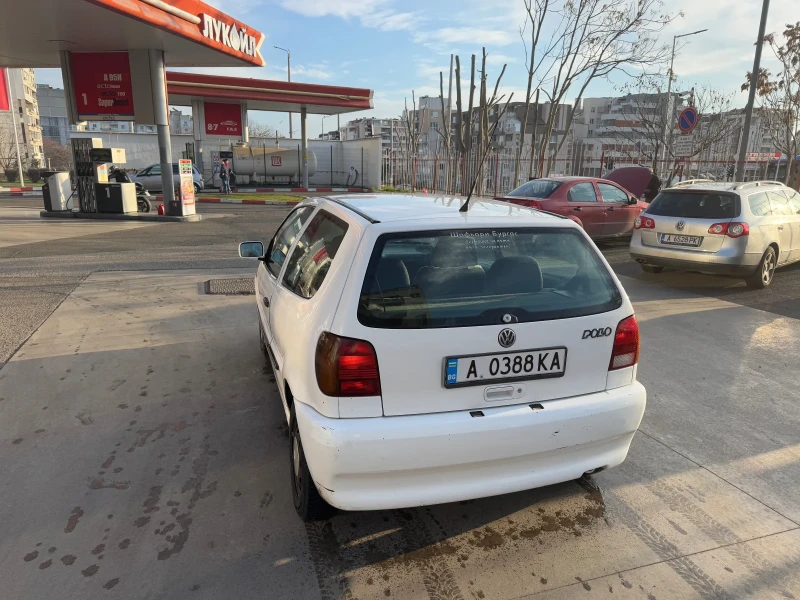 VW Polo 1.4 i, снимка 5 - Автомобили и джипове - 49240400