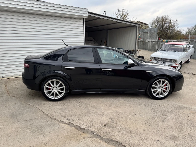 Alfa Romeo 159 ti , снимка 3 - Автомобили и джипове - 49847004