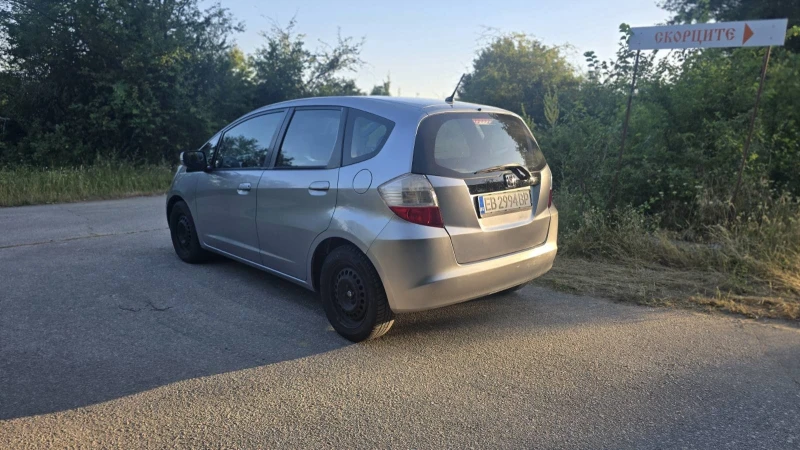 Honda Jazz 1.4, снимка 6 - Автомобили и джипове - 52515908