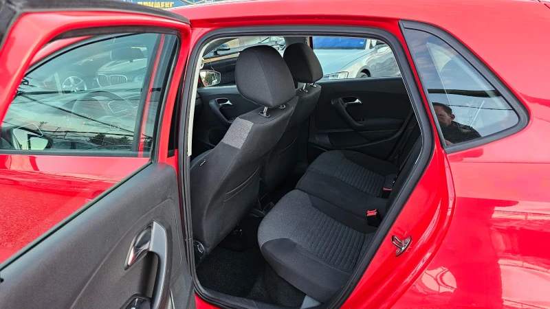 VW Polo 1.4i Avtomatik, снимка 9 - Автомобили и джипове - 53113050