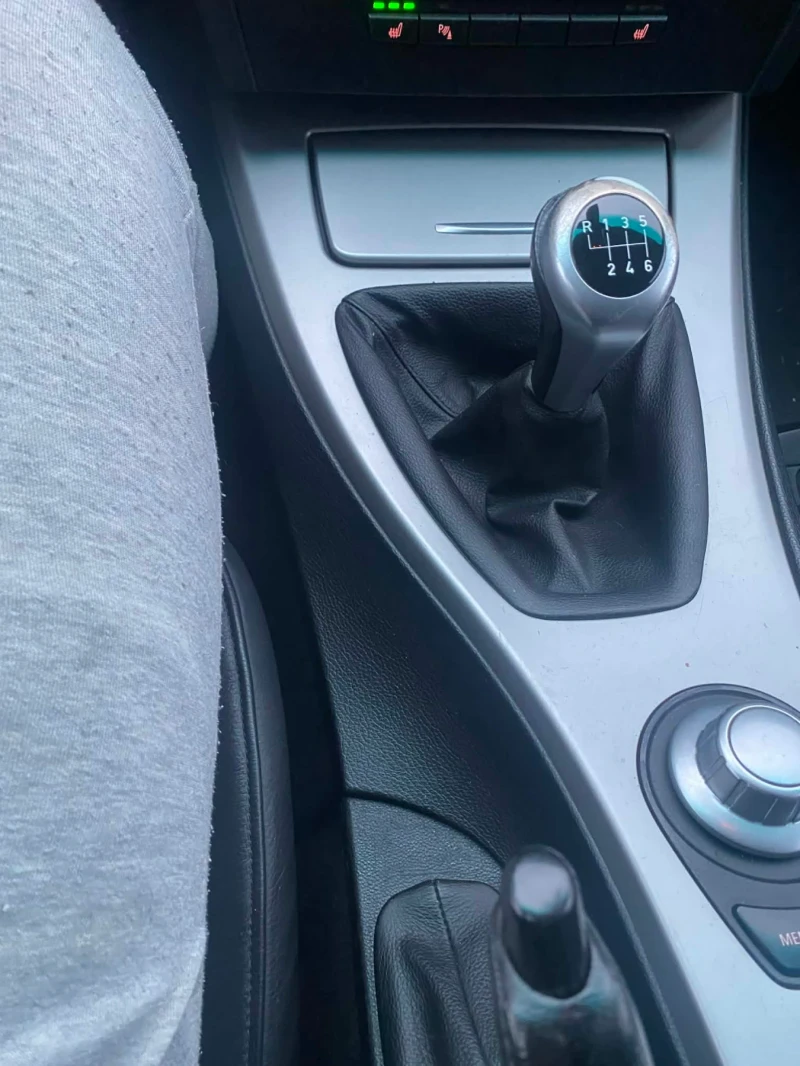 BMW 320, снимка 13 - Автомобили и джипове - 53447679