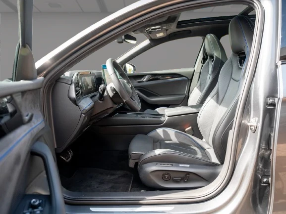 VW Passat Variant 2.0 TDI 4Motion = R-Line =  | Mobile.bg   5