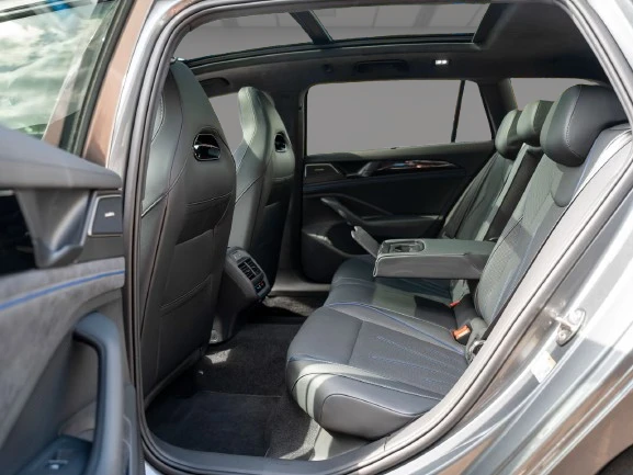 VW Passat Variant 2.0 TDI 4Motion = R-Line =  | Mobile.bg   11