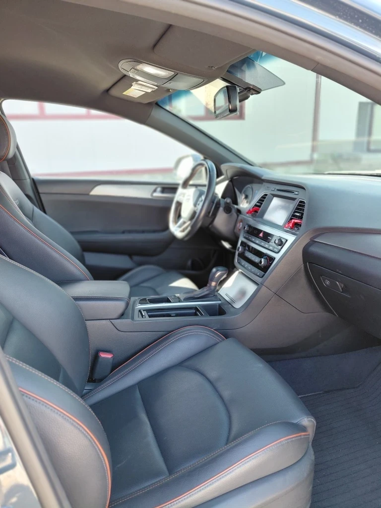 Hyundai Sonata 2.0 - изображение 6