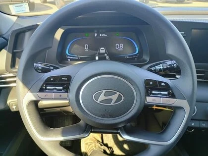 Hyundai Elantra ESSENTIAL  | Mobile.bg   11